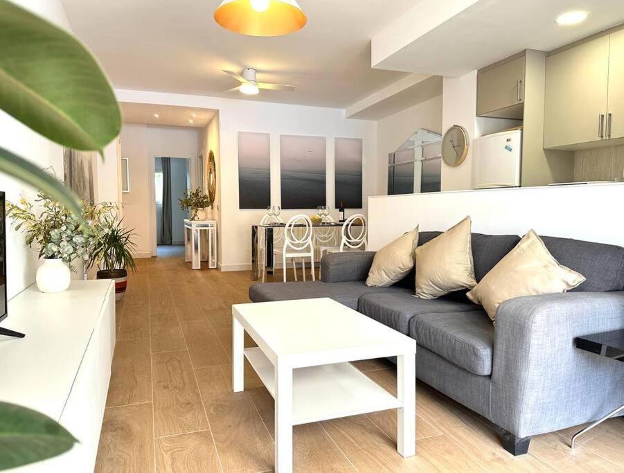 Your Poolside Paradise By The Sea Port Saplaya Exterior foto